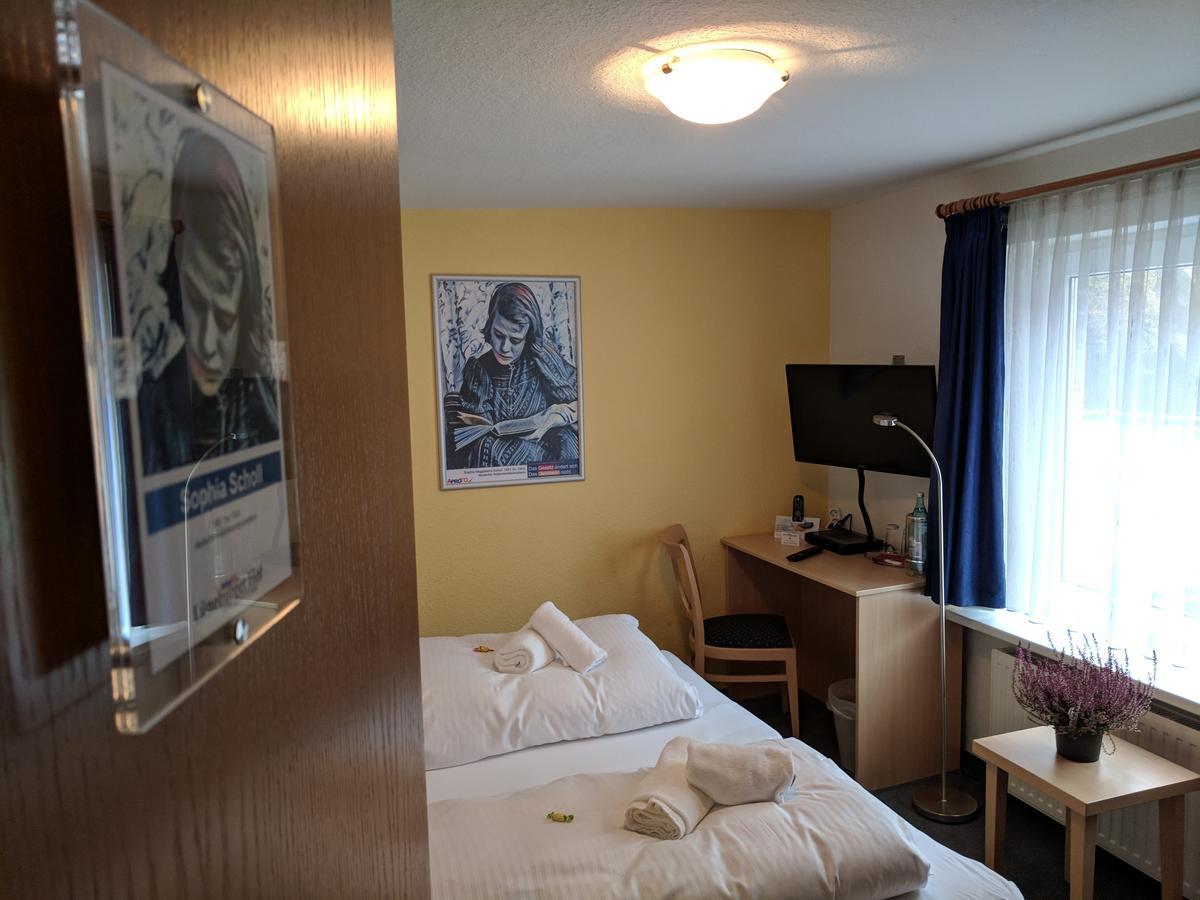 Aprotos Lueneburger Hof Hotell Munster im Heidekreis Eksteriør bilde
